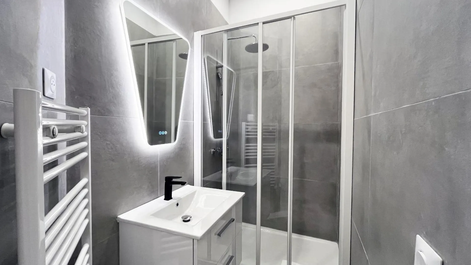 Appartamento Urban Flat 08 - The Panoramic Flat In Parigi Francia